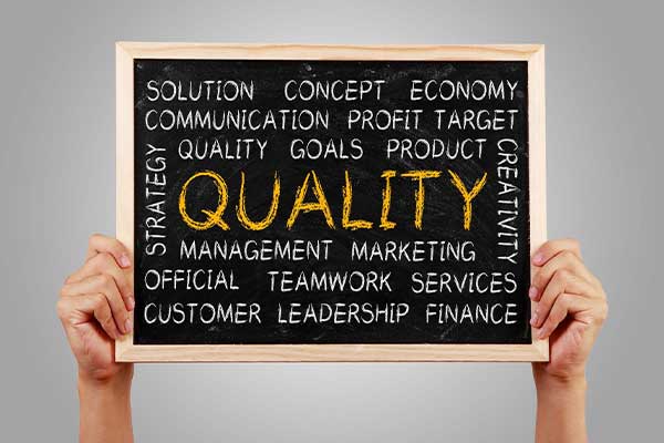 What are quality objectives according to ISO 9001?